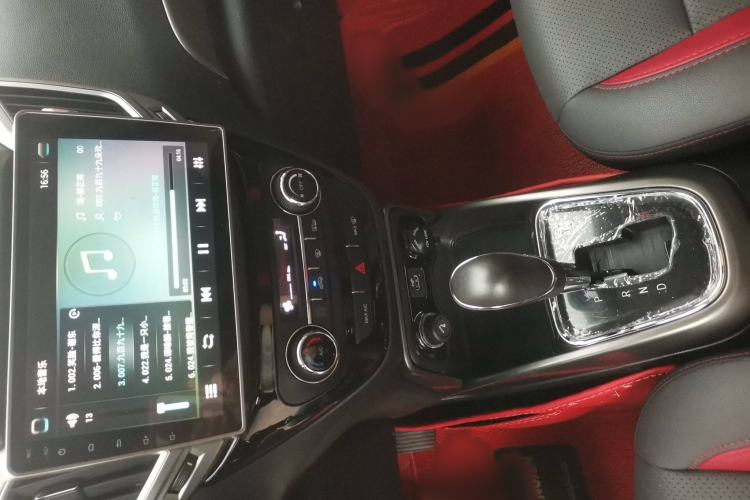 Used CHANGAN CS15 2017 1.5L Automatic Luxury Model with Sunroof Interior 6
