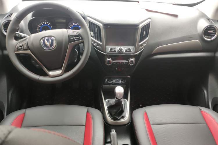 Used CHANGAN CS15 2017 1.5L Manual Luxury Sunroof Edition Interior 3