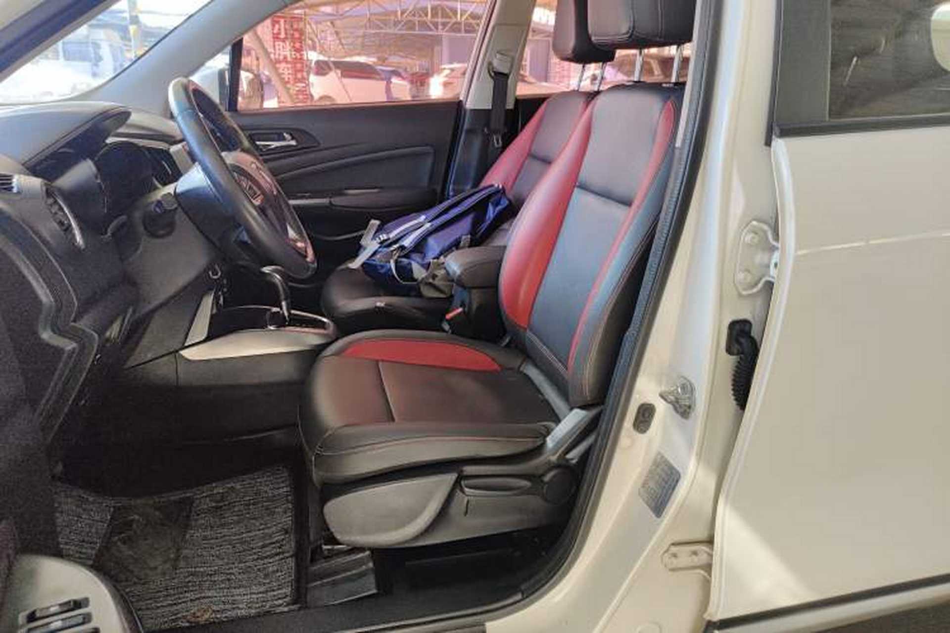 Used CHANGAN CS15 2017 1.5L Automatic Luxury Model with Sunroof Left Front Seat