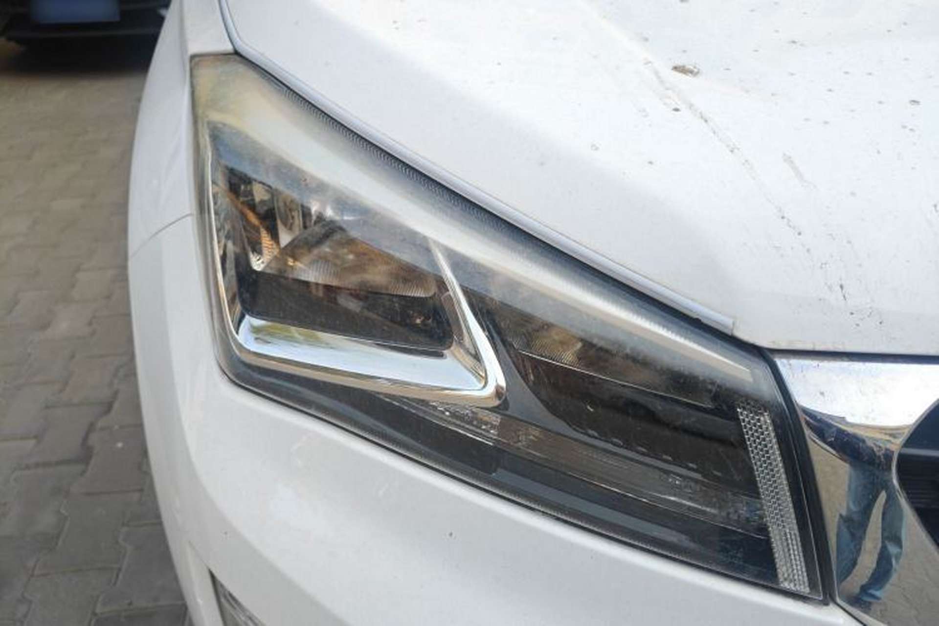 Used CHANGAN CS15 2017 1.5L Manual Luxury Sunroof Edition Right Front Headlight