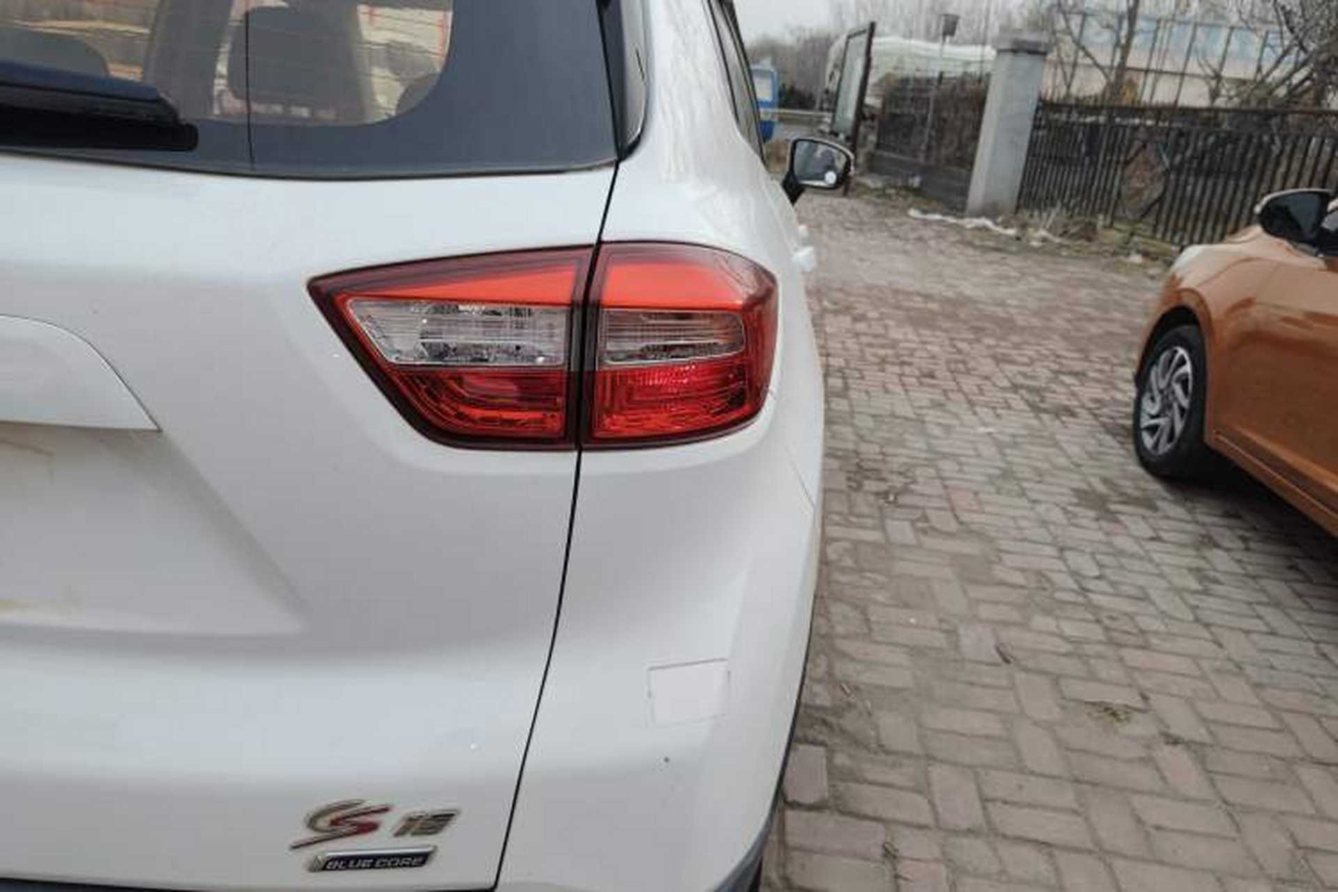 Used CHANGAN CS15 2017 1.5L Automatic Luxury Model with Sunroof Right Rear Taillight