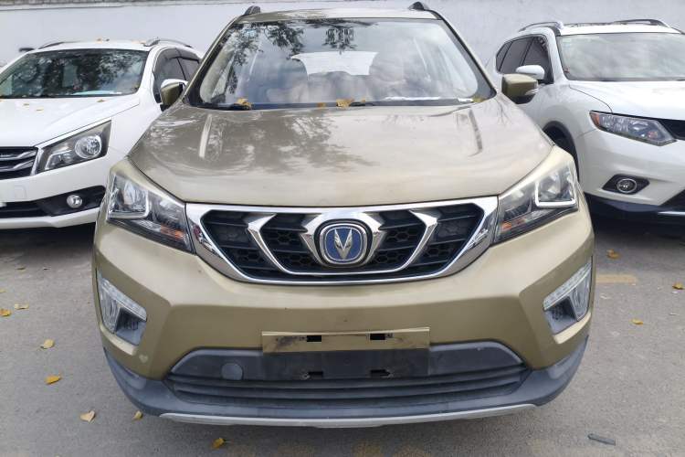 Used CHANGAN CS15 2017 1.5L Automatic Luxury Model with Sunroof Front