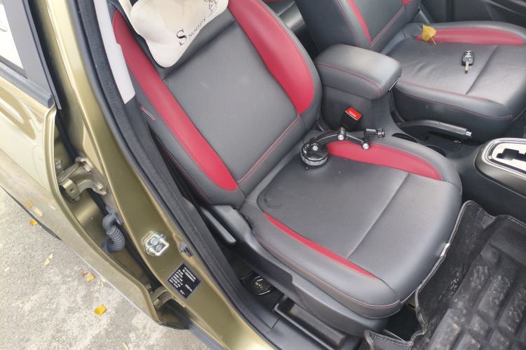Used CHANGAN CS15 2017 1.5L Automatic Luxury Model with Sunroof Right Front Seat