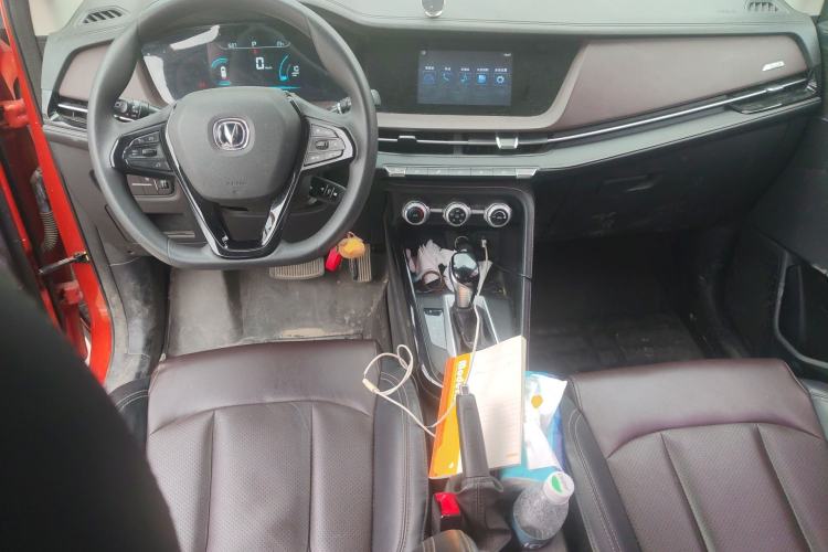 Used CHANGAN CS15 2019 1.5L Automatic Entry Model China VI Standard Center Console