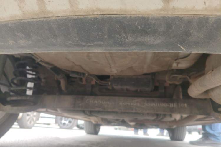 Used CHANGAN CS15 2019 1.5L Automatic Entry Model China VI Standard Chassis Rear