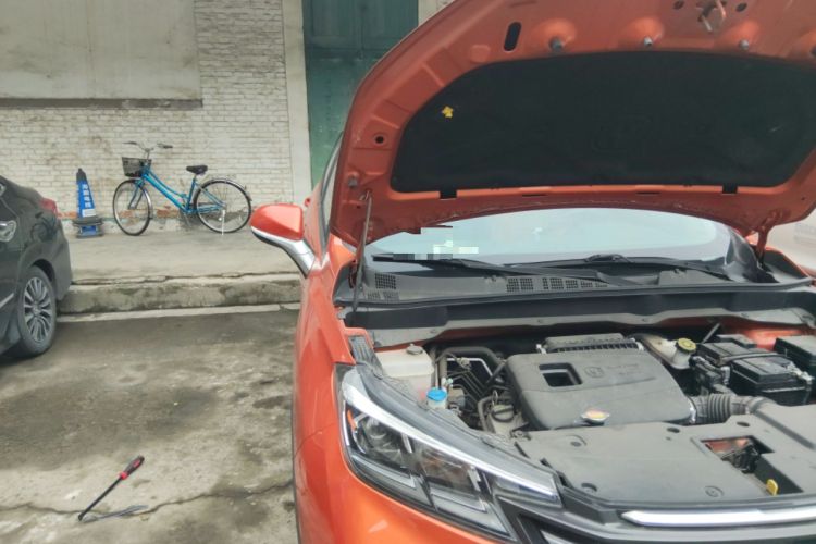 Used CHANGAN CS15 2019 1.5L Manual Comfort Model China V Standard Engine Bay Right