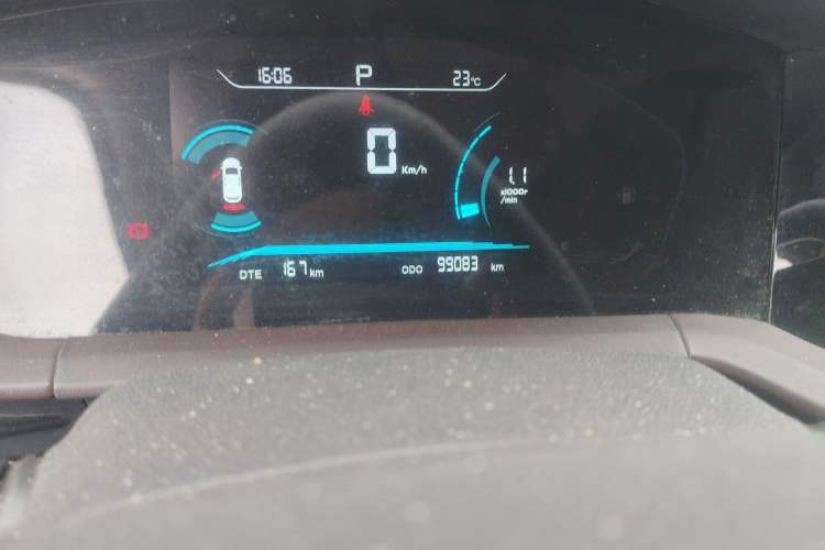 Used CHANGAN CS15 2019 1.5L Automatic Entry Model China VI Standard Odometer Close Up