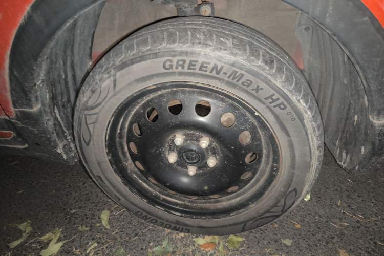 Used CHANGAN CS15 2019 1.5L Automatic Comfort Edition China VI Standard Right Front Wheel Hub
