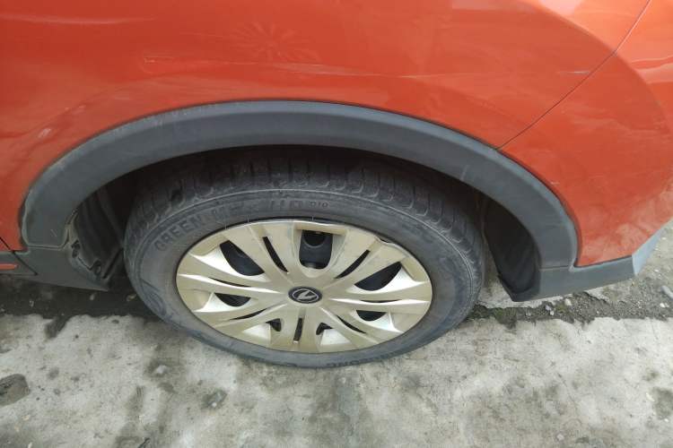 Used CHANGAN CS15 2019 1.5L Manual Comfort Model China V Standard Right Front Wheel Hub