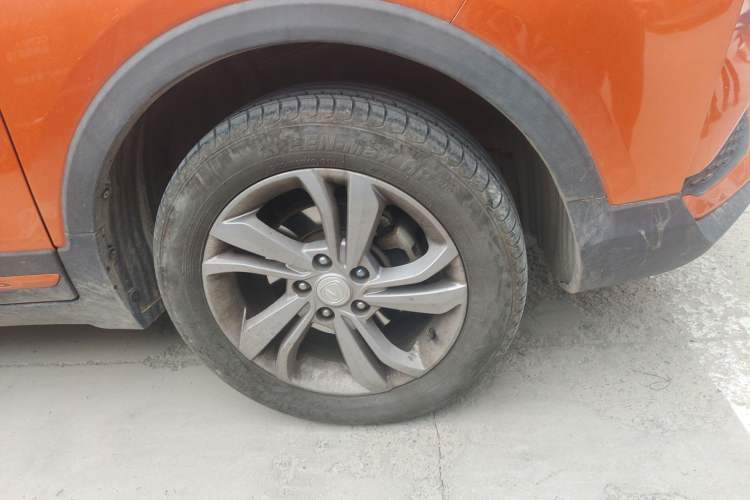 Used CHANGAN CS15 2019 1.5L Automatic Entry Model China VI Standard Right Front Wheel Hub