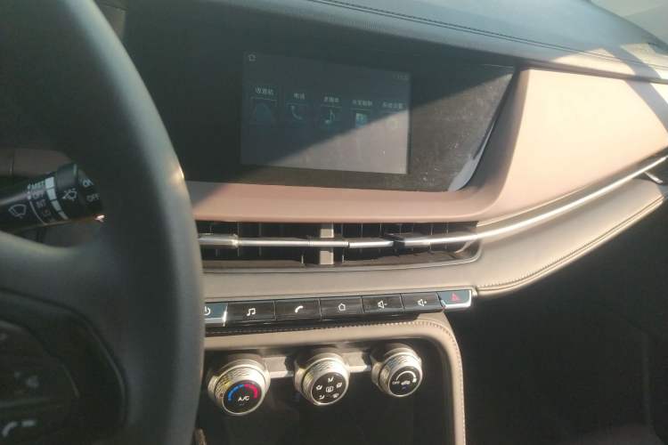 Used CHANGAN CS15 2019 1.5L Automatic Entry Model China VI Standard Audio And AC Panel