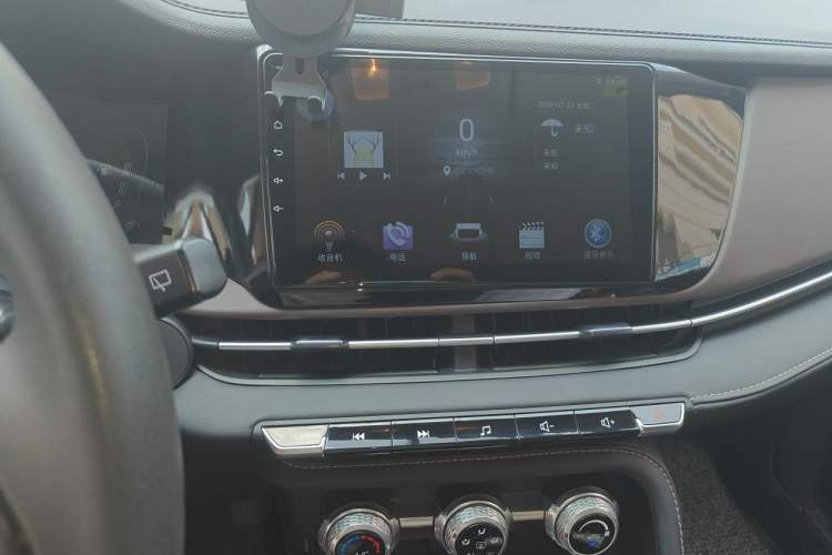 Used CHANGAN CS15 2019 1.5L Manual Comfort Model China VI Standard Audio And AC Panel