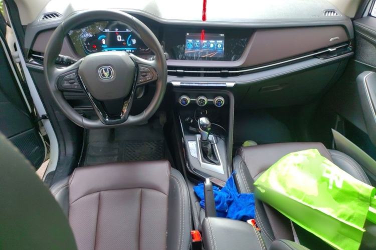Used CHANGAN CS15 2019 1.5L Automatic Enjoyment Model China VI Standard Center Console