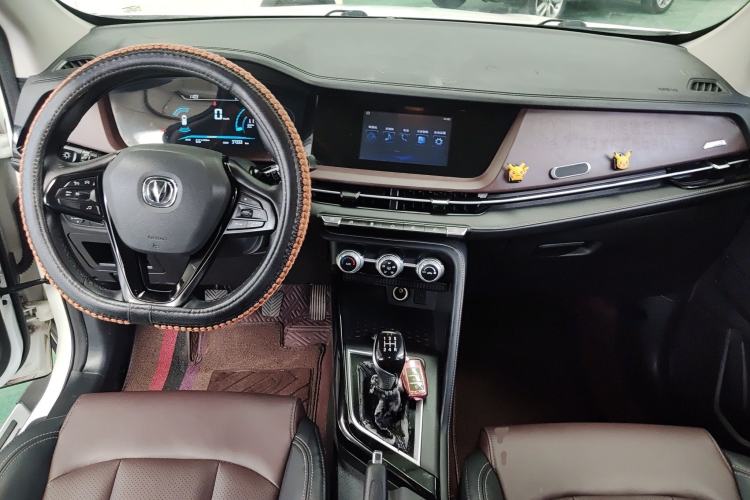 Used CHANGAN CS15 2019 1.5L Manual Enjoyment Model China VI Standard Center Console