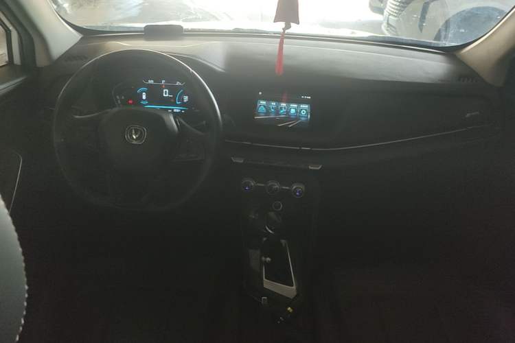 Used CHANGAN CS15 2019 1.5L Automatic Enjoyment Model China V Standard Center Console