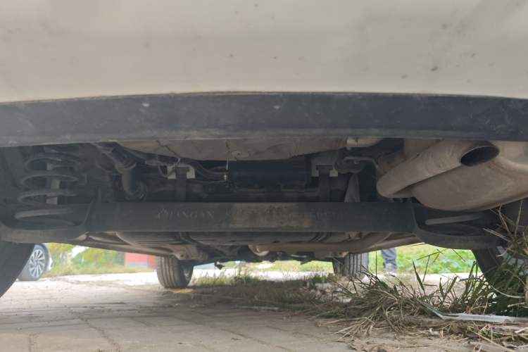 Used CHANGAN CS15 2019 1.5L Manual Entry-Level Version China VI Standard Chassis Rear