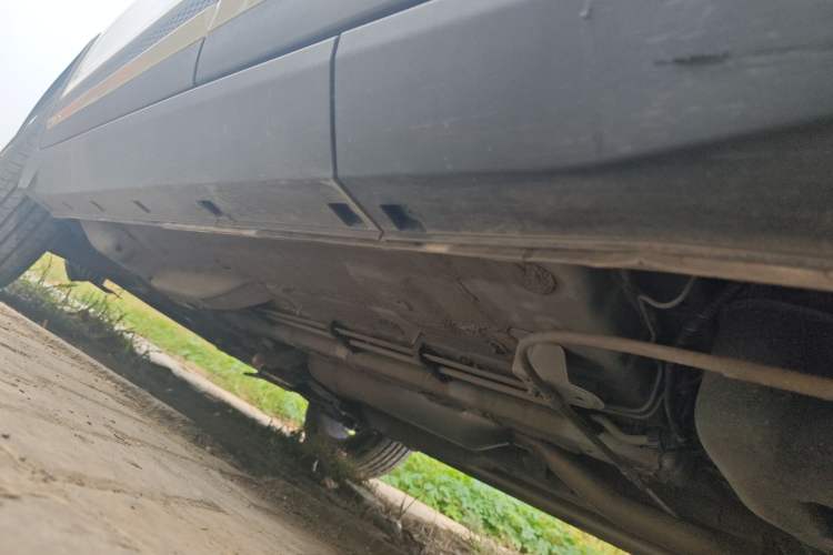 Used CHANGAN CS15 2019 1.5L Manual Entry-Level Version China VI Standard Chassis Rear Left