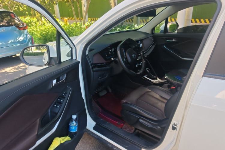 Used CHANGAN CS15 2019 1.5L Automatic Entry Model China V Standard Driver Seat
