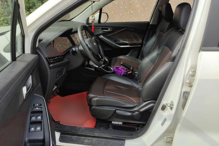 Used CHANGAN CS15 2019 1.5L Manual Entry-Level Version China VI Standard Driver Seat
