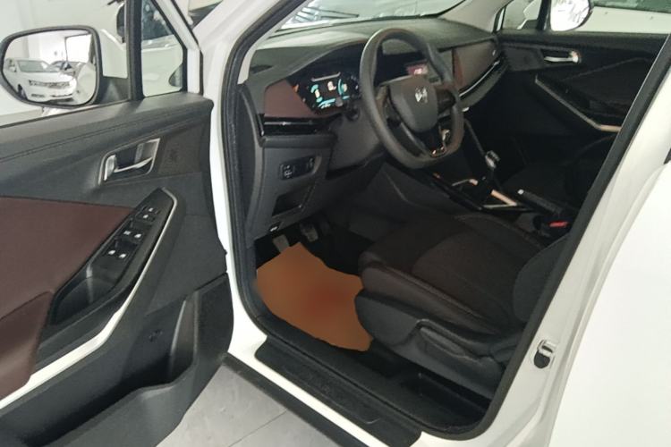 Used CHANGAN CS15 2019 1.5L Manual Comfort Model China VI Standard Driver Seat