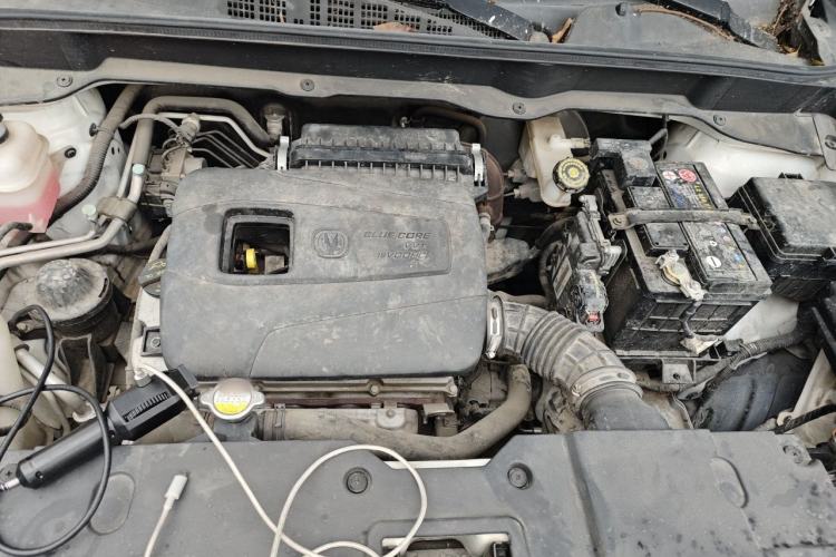 Used CHANGAN CS15 2019 1.5L Manual Comfort Model China VI Standard Engine Bay