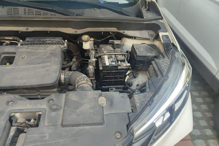 Used CHANGAN CS15 2019 1.5L Automatic Entry Model China V Standard Engine Bay Left