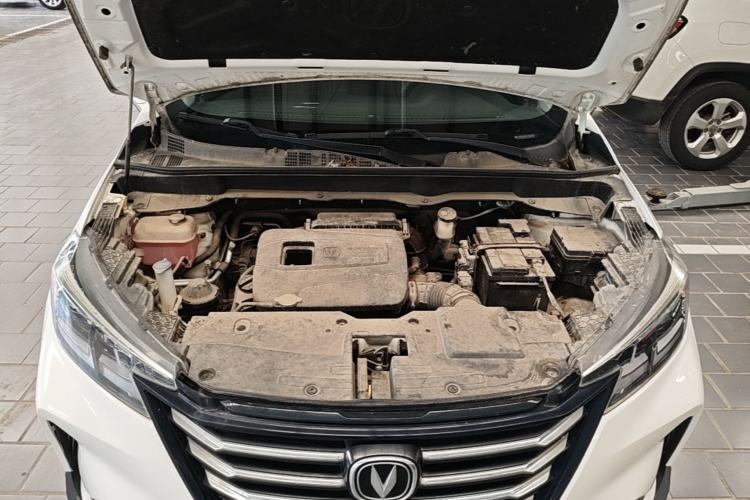 Used CHANGAN CS15 2019 1.5L Automatic Comfort Edition China VI Standard Engine Bay