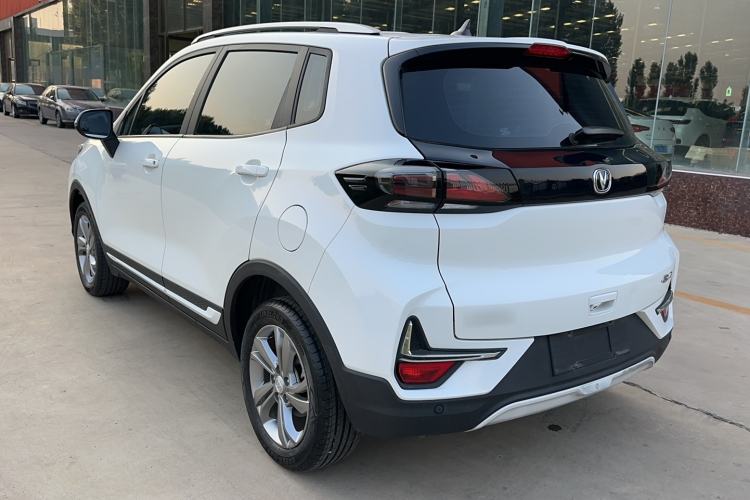 Used CHANGAN CS15 2019 1.5L Manual Entry-Level Version China VI Standard Exterior 1