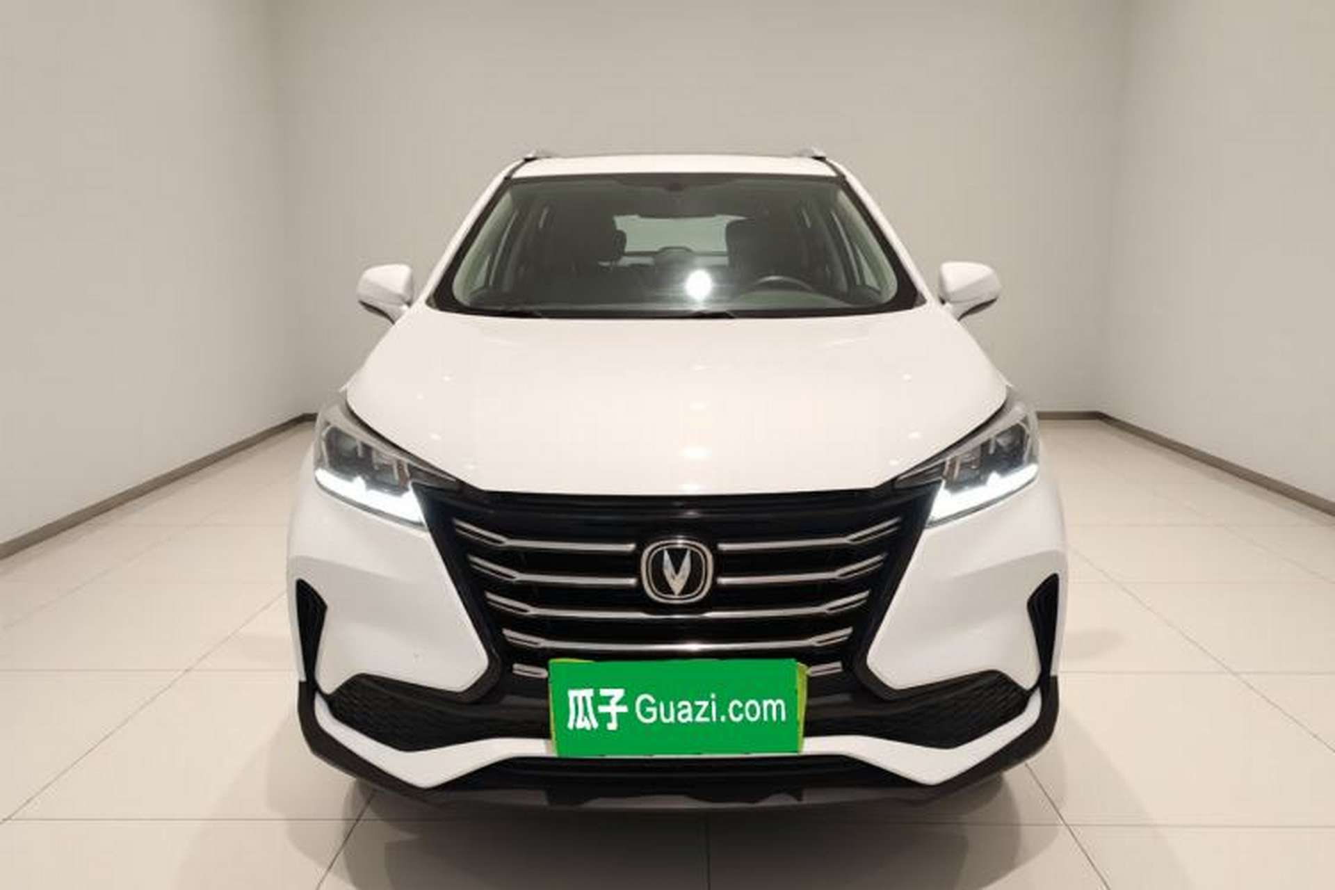 Used CHANGAN CS15 2019 1.5L Automatic Entry Model China VI Standard Exterior 1