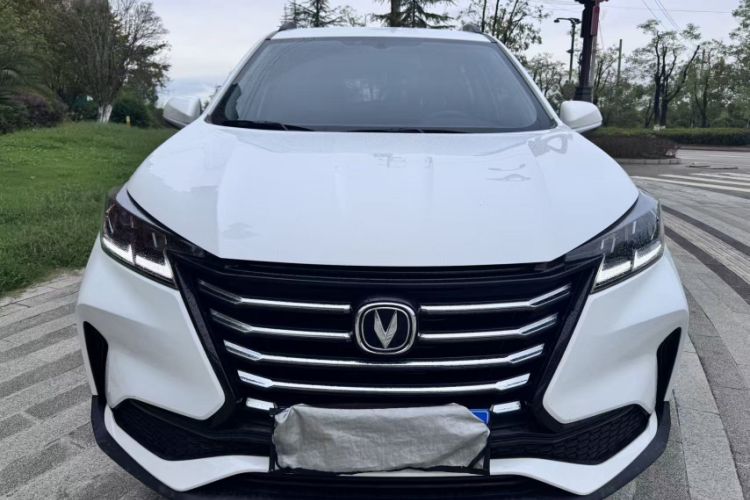 Used CHANGAN CS15 2019 1.5L Manual Comfort Model China VI Standard Exterior 1