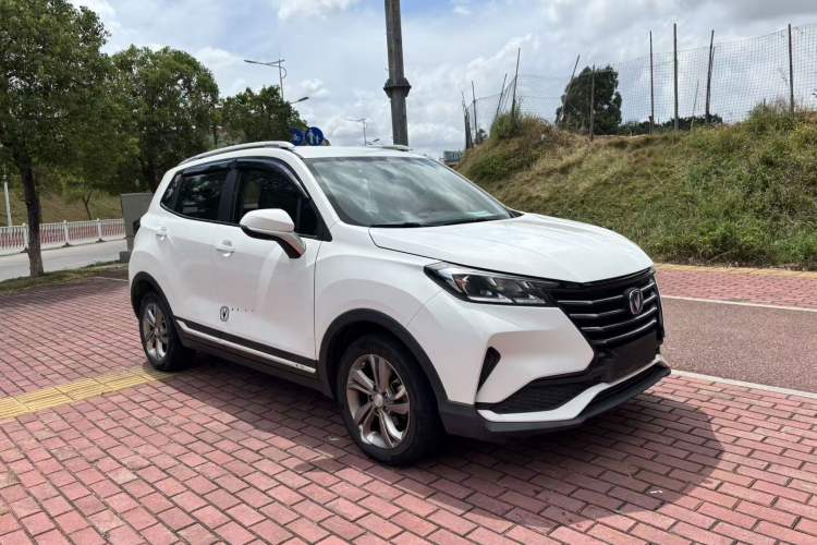 Used CHANGAN CS15 2019 1.5L Manual Entry-Level Version China V Standard Exterior 2
