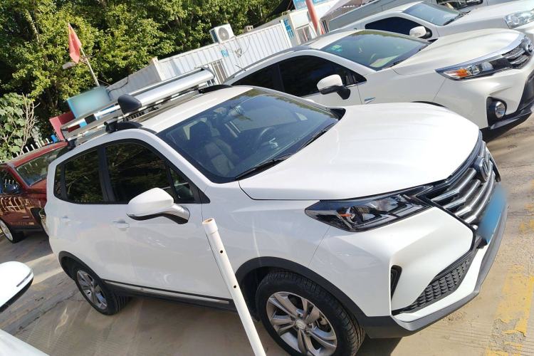 Used CHANGAN CS15 2019 1.5L Automatic Comfort Version China V Standard Exterior 2