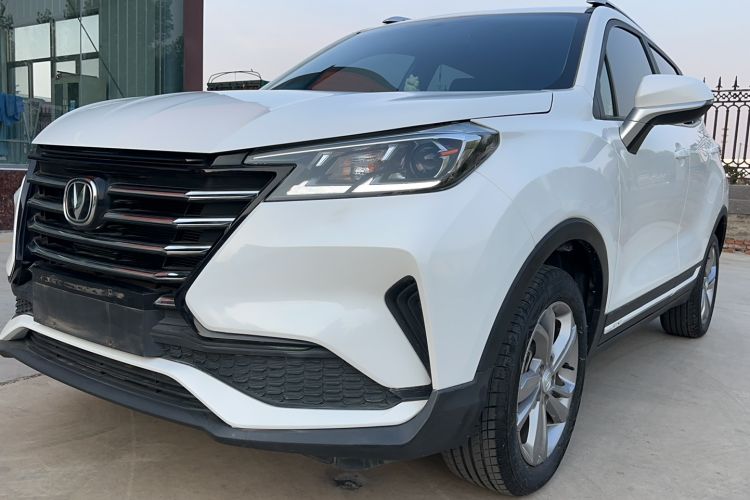 Used CHANGAN CS15 2019 1.5L Manual Entry-Level Version China VI Standard Exterior 3