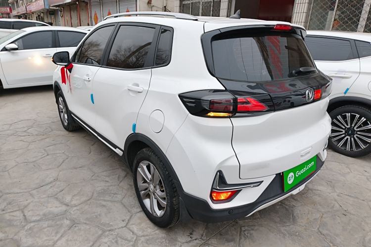 Used CHANGAN CS15 2019 1.5L Automatic Entry Model China VI Standard Exterior 3