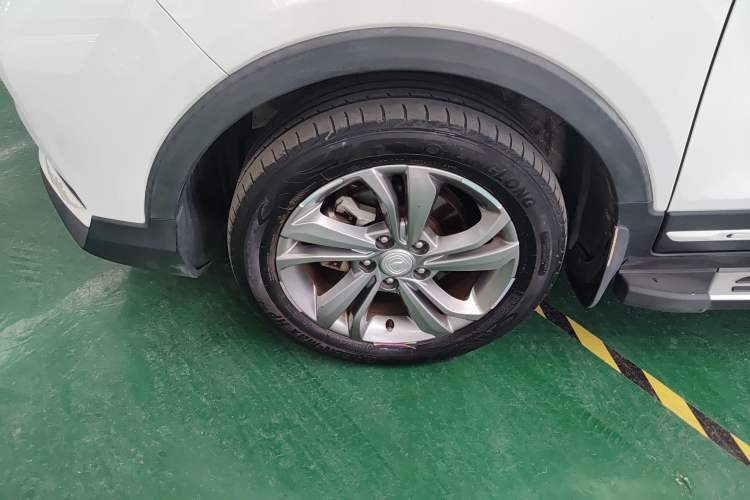 Used CHANGAN CS15 2019 1.5L Manual Enjoyment Model China VI Standard Exterior 4