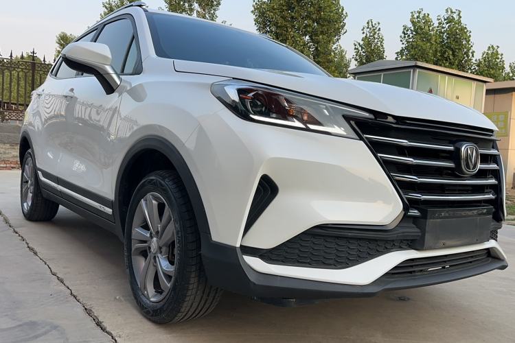 Used CHANGAN CS15 2019 1.5L Manual Entry-Level Version China VI Standard Exterior 4