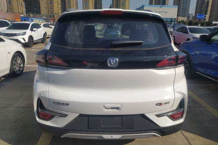 Used CHANGAN CS15 2019 1.5L Automatic Entry Model China VI Standard Exterior 4