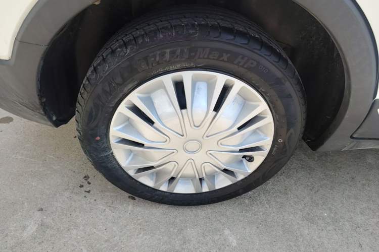Used CHANGAN CS15 2019 1.5L Automatic Comfort Edition China VI Standard Exterior 5