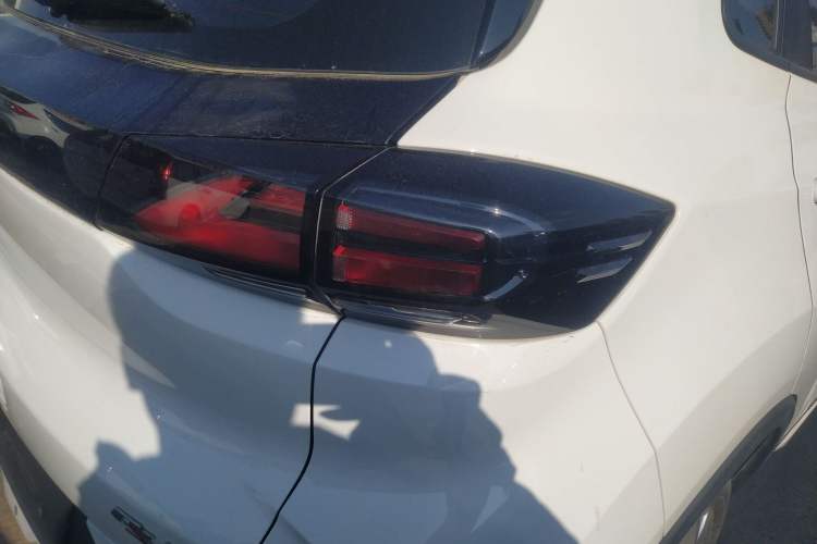 Used CHANGAN CS15 2019 1.5L Automatic Entry Model China VI Standard Exterior 6