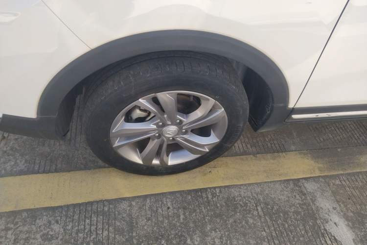Used CHANGAN CS15 2019 1.5L Automatic Entry Model China VI Standard Exterior 7