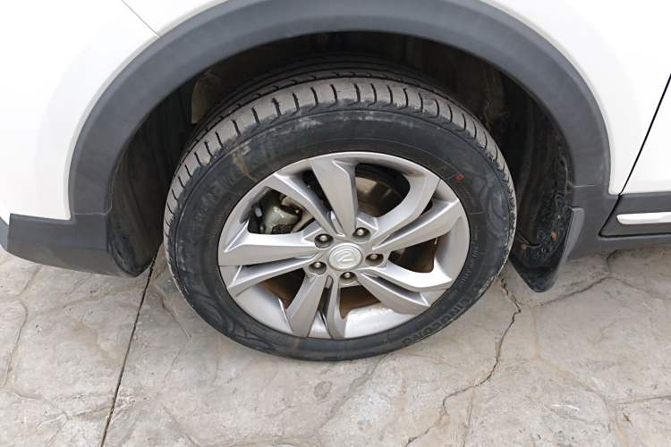 Used CHANGAN CS15 2019 1.5L Automatic Entry Model China VI Standard Exterior 7