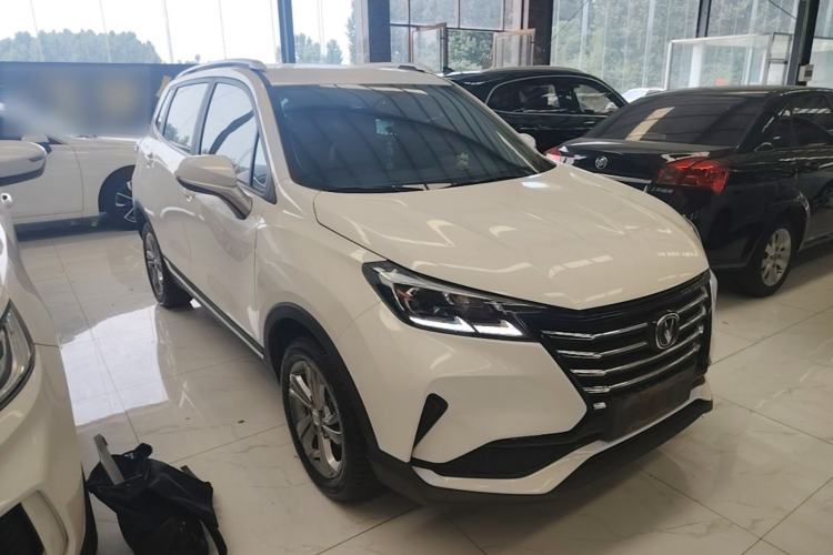 Used CHANGAN CS15 2019 1.5L Manual Entry-Level Version China VI Standard Front Right 45 Deg