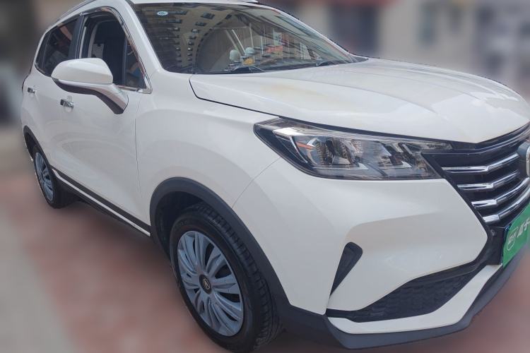 Used CHANGAN CS15 2019 1.5L Manual Comfort Model China VI Standard Front Right 45 Deg