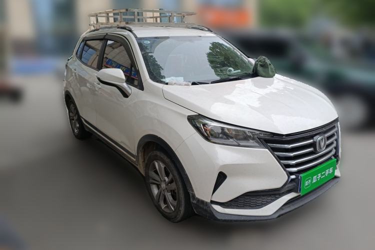Used CHANGAN CS15 2019 1.5L Manual Entry-Level Version China VI Standard Front Right 45 Deg