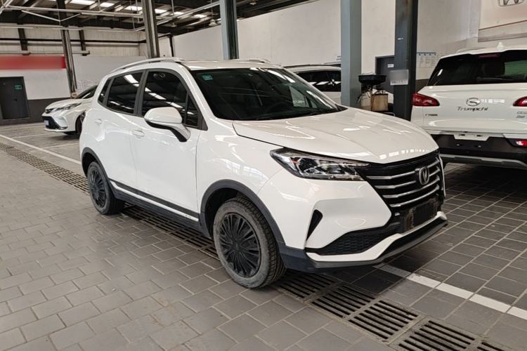 Used CHANGAN CS15 2019 1.5L Automatic Comfort Edition China VI Standard Front Right 45 Deg