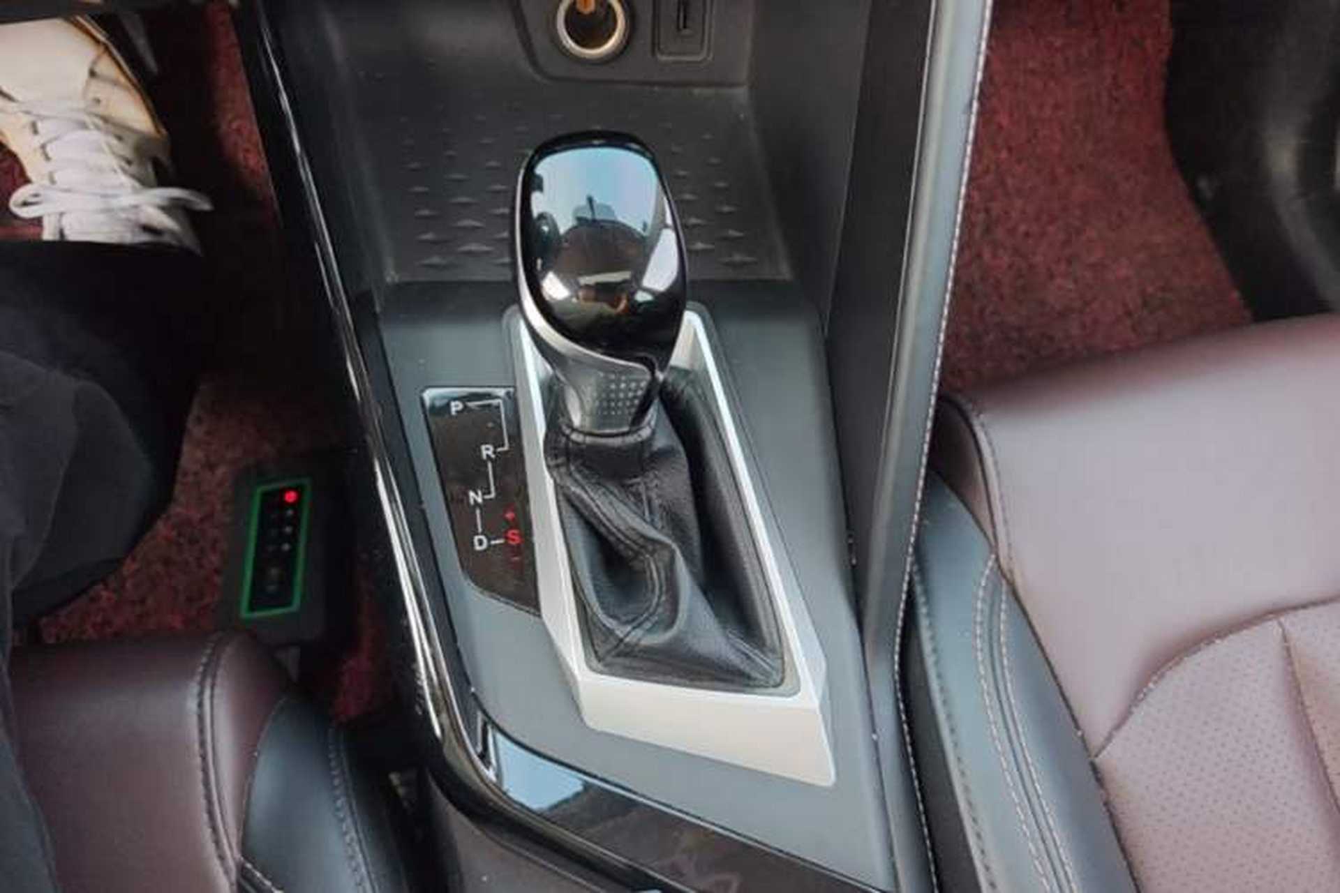 Used CHANGAN CS15 2019 1.5L Automatic Entry Model China V Standard Gear Lever