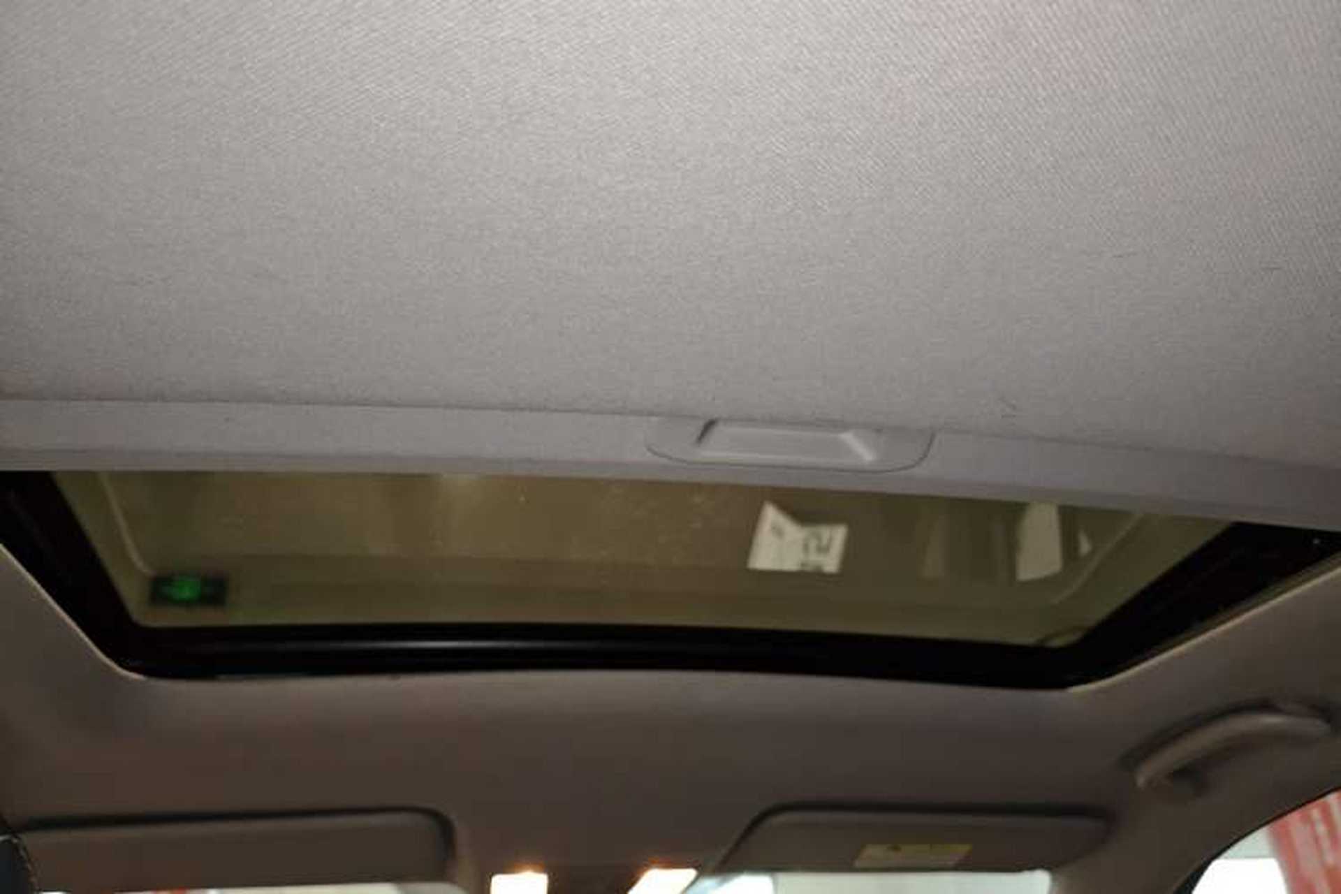 Used CHANGAN CS15 2019 1.5L Automatic Entry Model China VI Standard Headliner