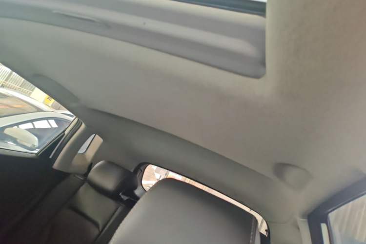 Used CHANGAN CS15 2019 1.5L Automatic Entry Model China V Standard Headliner