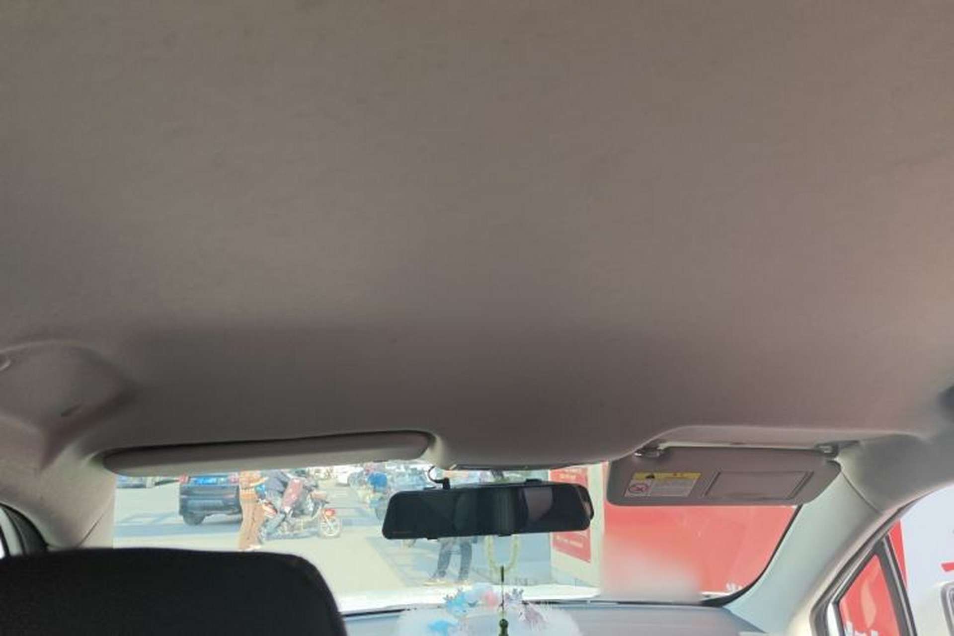 Used CHANGAN CS15 2019 1.5L Manual Entry-Level Version China VI Standard Headliner
