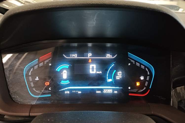 Used CHANGAN CS15 2019 1.5L Automatic Comfort Edition China VI Standard Instrument Cluster